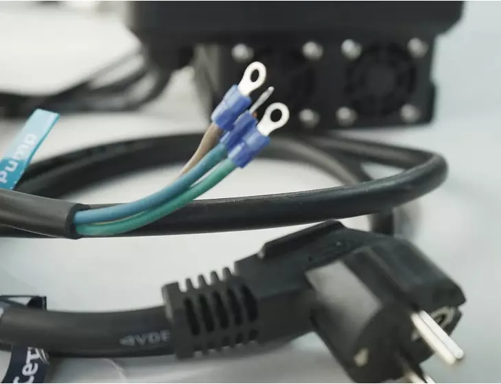 Частотный преобразователь Unipump FCP-1.5MS (однофазный вход/выход)_7